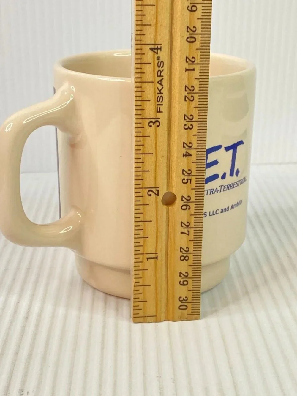 ET The Extra Terrestrial Movie Coffee Mug UCS LLC Amblin Entertainment